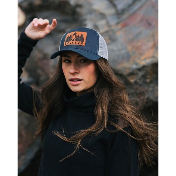 🆕Men Blue Mesh Bigfoot Leather Cap Snapback Sasquatch for Hunting & Hiking Hat - Picture 2 of 7